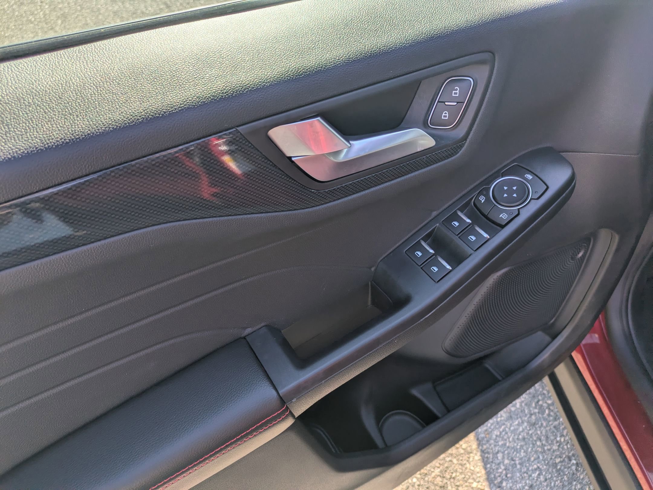 Certified 2025 Ford Escape ST-Line Elite image 13