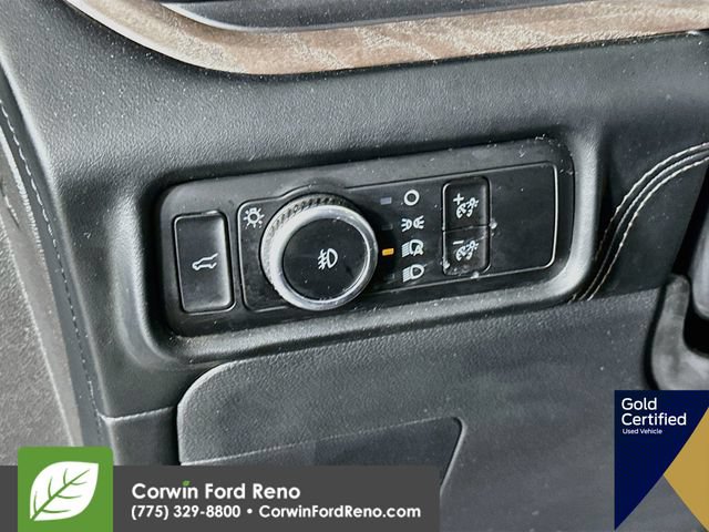 Certified 2023 Ford Explorer Platinum w/ Technology Package AWD/4WD image 14