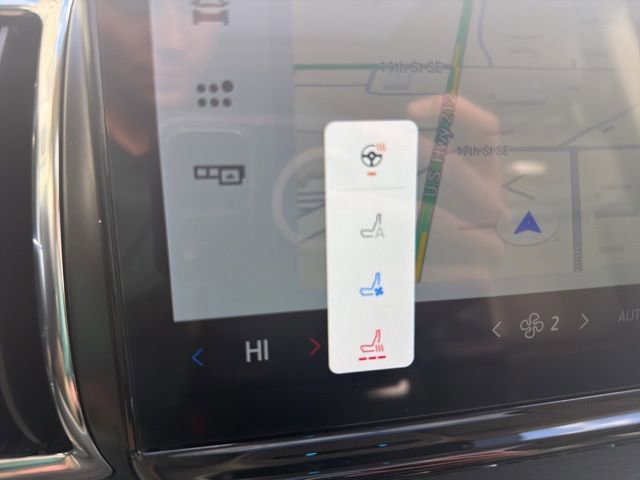 Certified 2025 Ford Expedition Max Platinum image 23