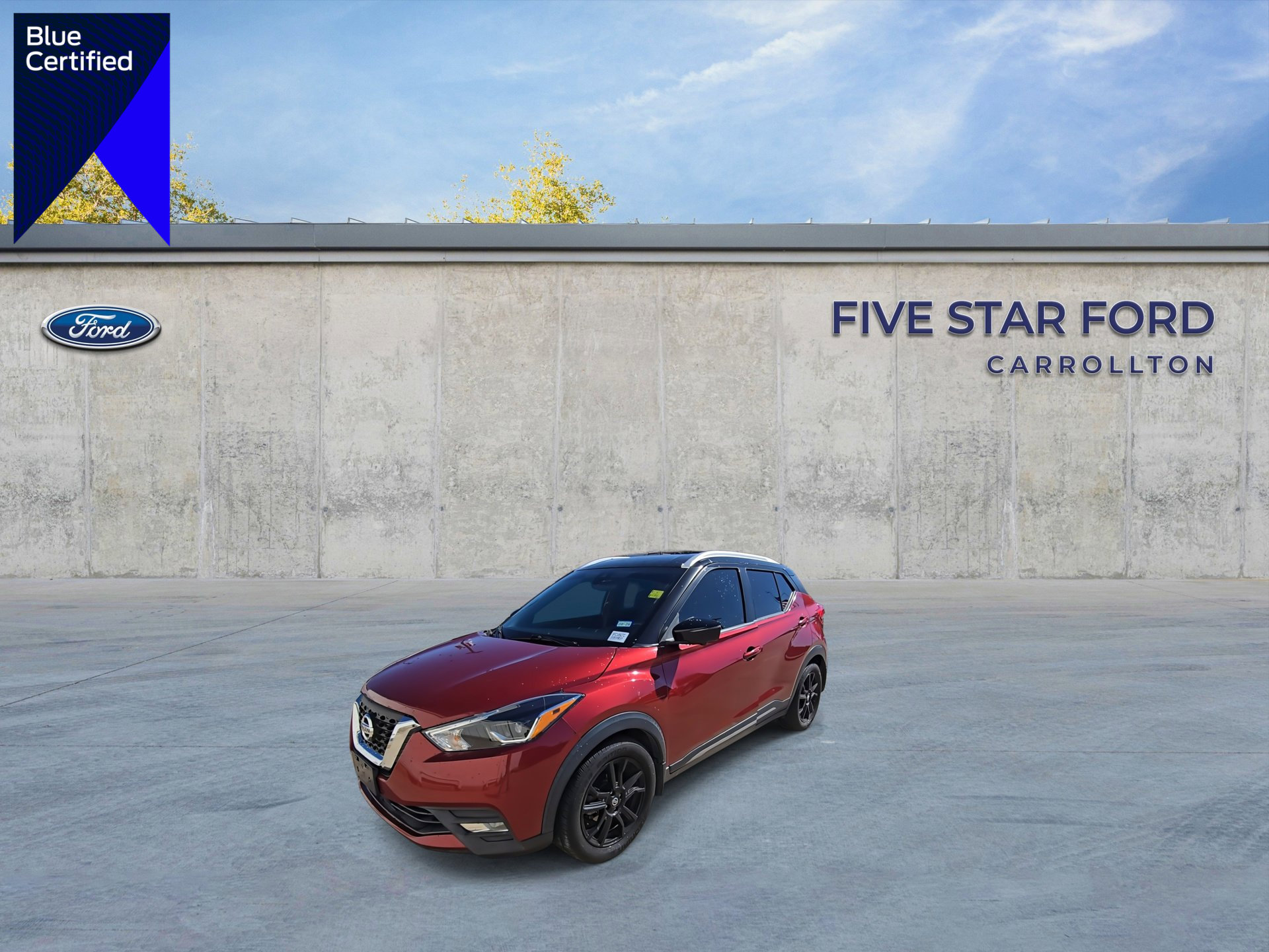 Used 2020 Nissan Kicks SR image 1