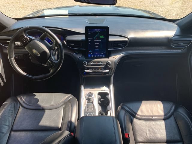 Certified 2020 Ford Explorer Platinum w/ Premium Technology Package AWD/4WD image 20