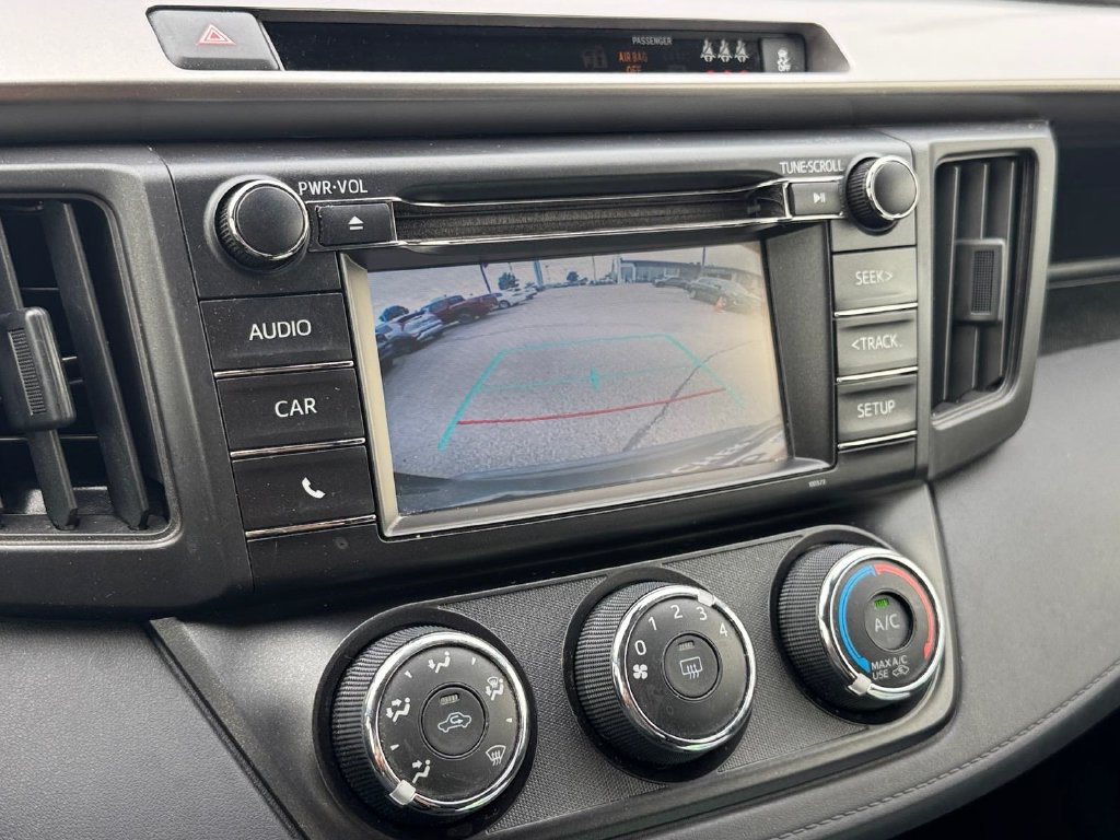 Used 2018 Toyota RAV4 LE w/ All Weather Liner Package FWD image 22
