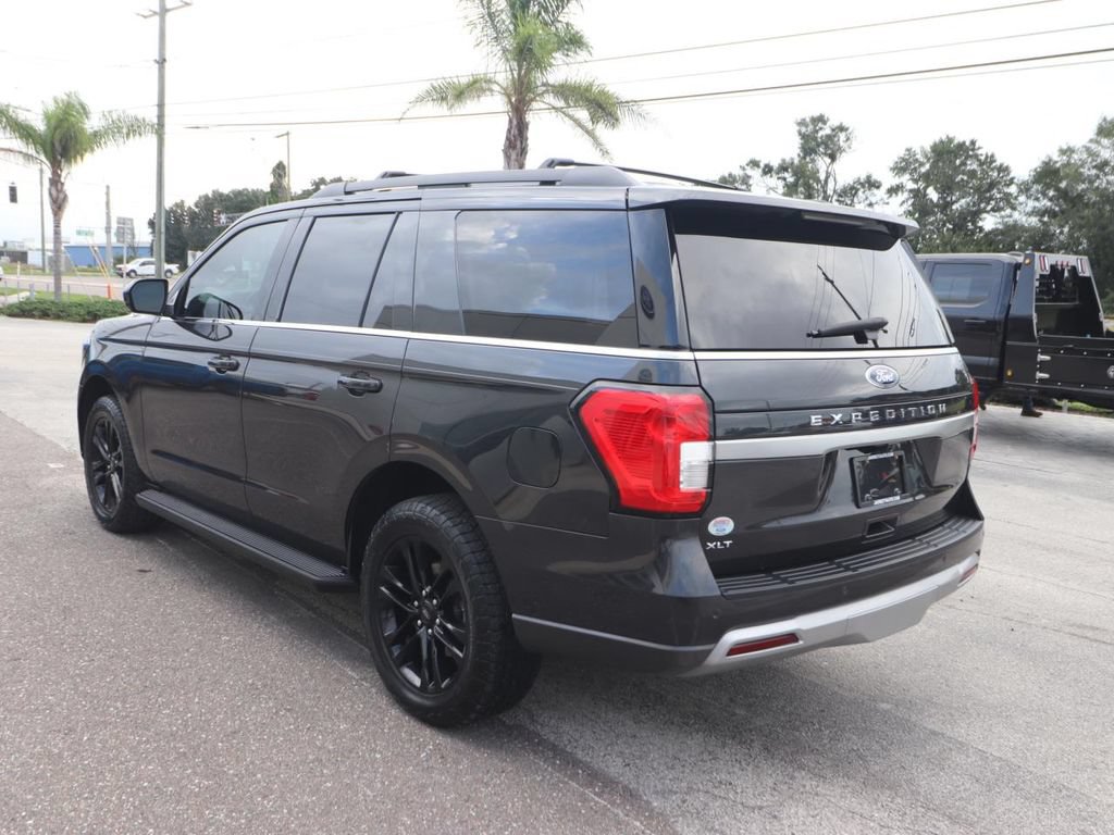 Certified 2024 Ford Expedition XLT RWD image 10