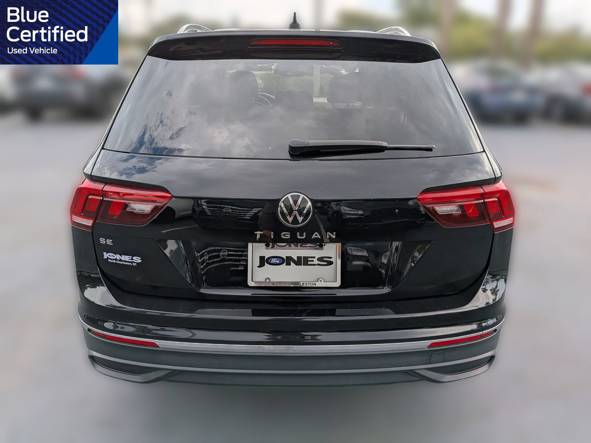 Used 2024 Volkswagen Tiguan SE FWD image 6