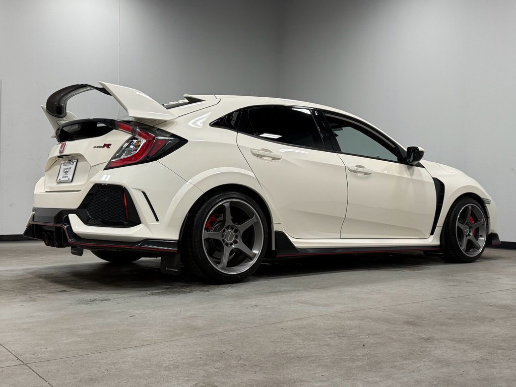 Used 2017 Honda Civic Type R image 8