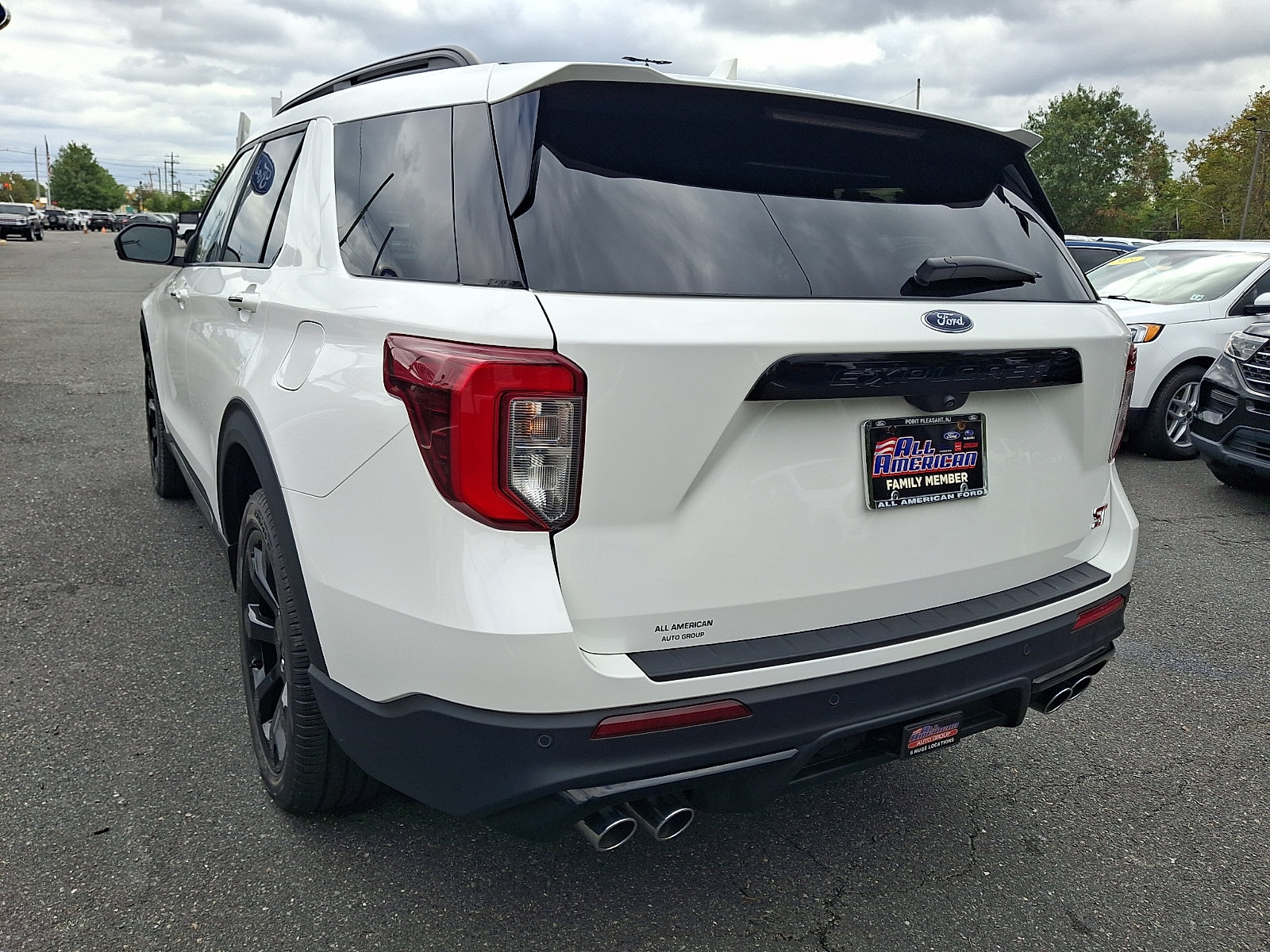 Certified 2024 Ford Explorer ST w/ Equipment Group 401A AWD/4WD image 8