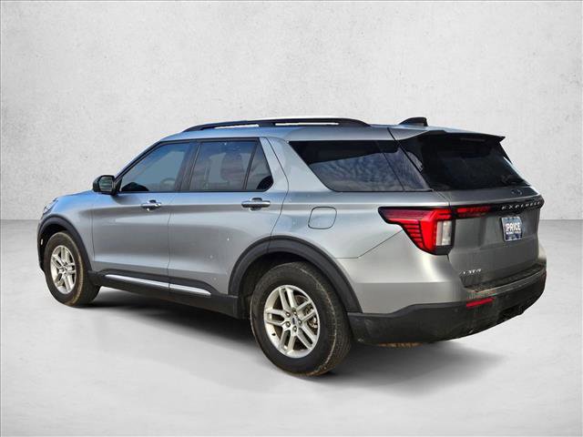 Certified 2025 Ford Explorer Active image 4