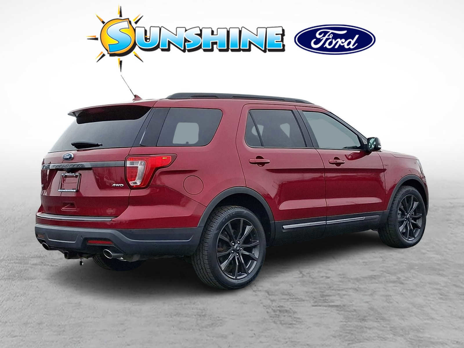 Certified 2019 Ford Explorer XLT w/ Equipment Group 202A image 4
