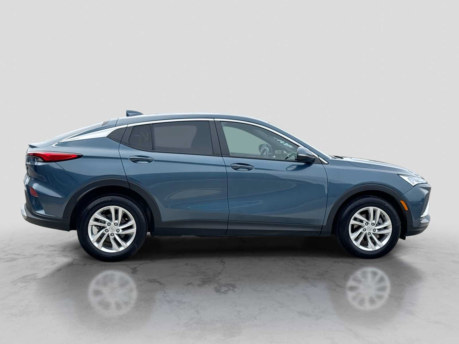 Used 2024 Buick Envista Preferred w/ Convenience I Package FWD image 7
