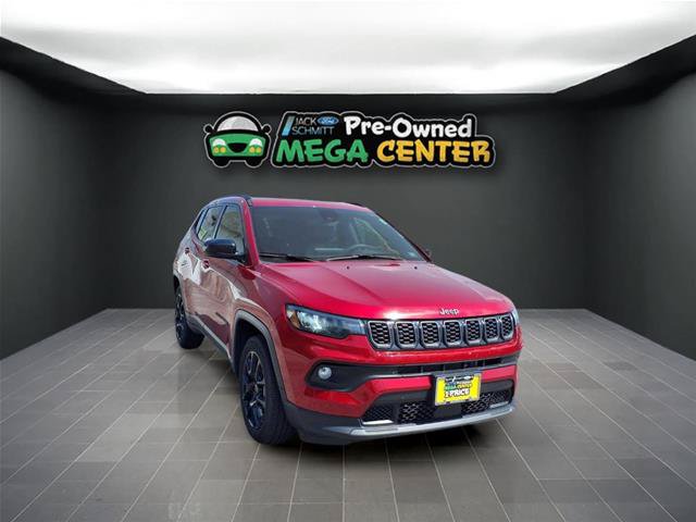 Used 2025 Jeep Compass Latitude w/ Altitude Special Edition AWD/4WD image 25