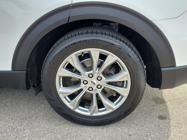 Certified 2023 Ford Explorer XLT w/ Equipment Group 202A image 9