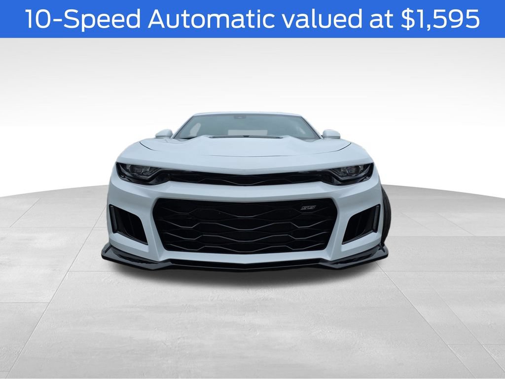 Used 2020 Chevrolet Camaro SS RWD image 3