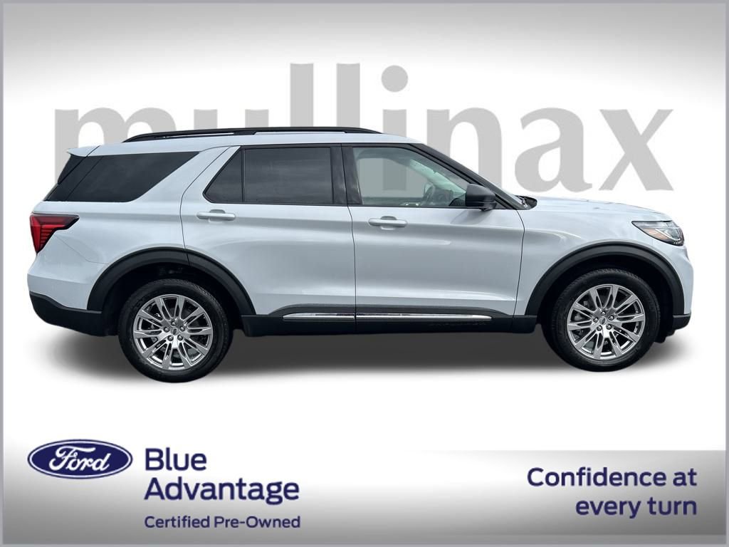 Certified 2025 Ford Explorer Active w/ Active Comfort Package image 2