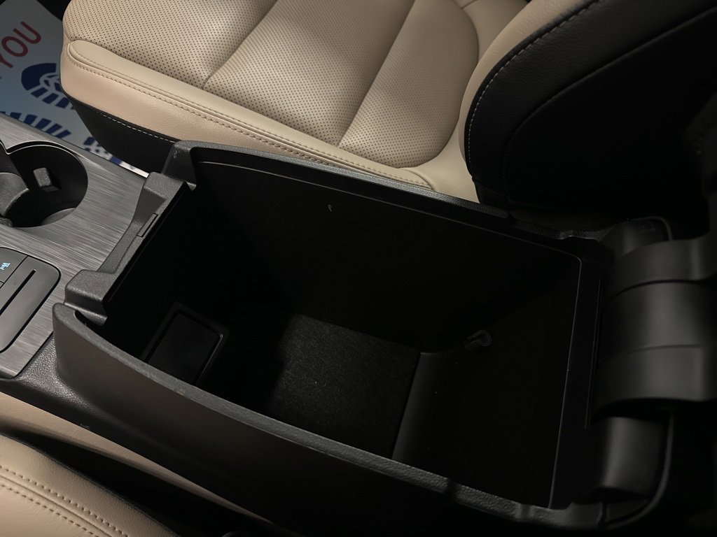 Certified 2022 Ford Escape Titanium image 20