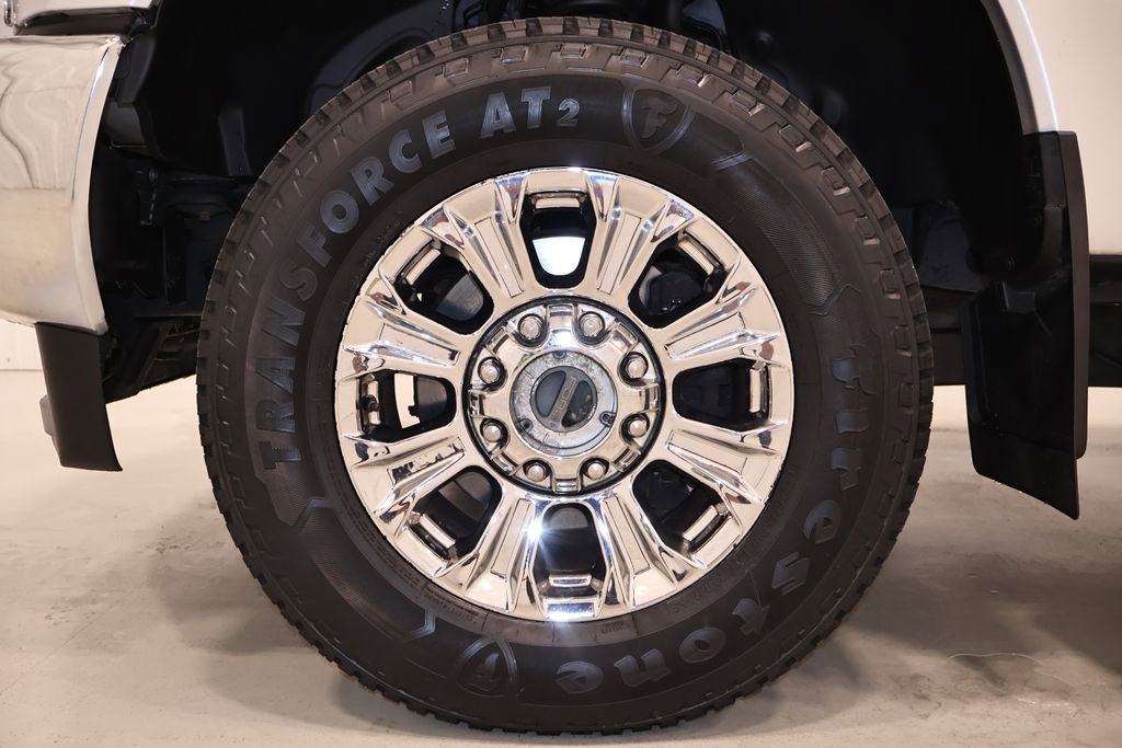 Certified 2019 Ford F250 XLT w/ XLT Premium Package AWD/4WD image 43