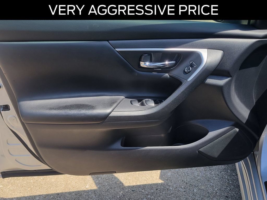 Used 2017 Nissan Altima 2.5 S w/ Power Driver Seat Package FWD image 18