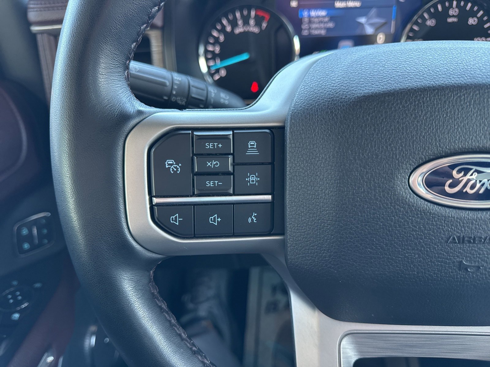 Certified 2023 Ford Expedition Limited image 30