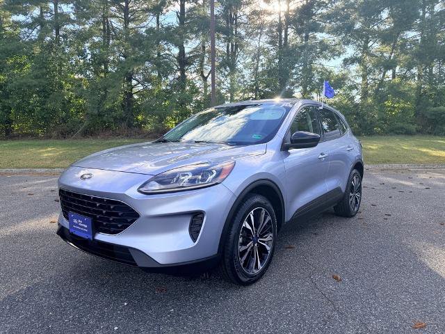 Certified 2022 Ford Escape SE w/ SE Sport Appearance Package image 5