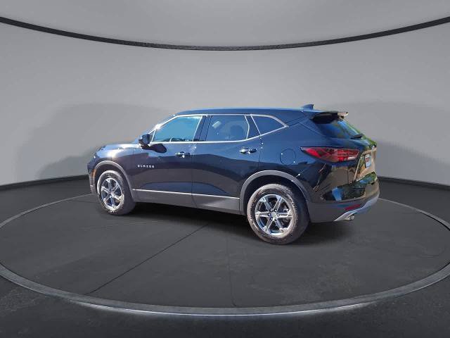 Used 2025 Chevrolet Blazer LT AWD/4WD image 6