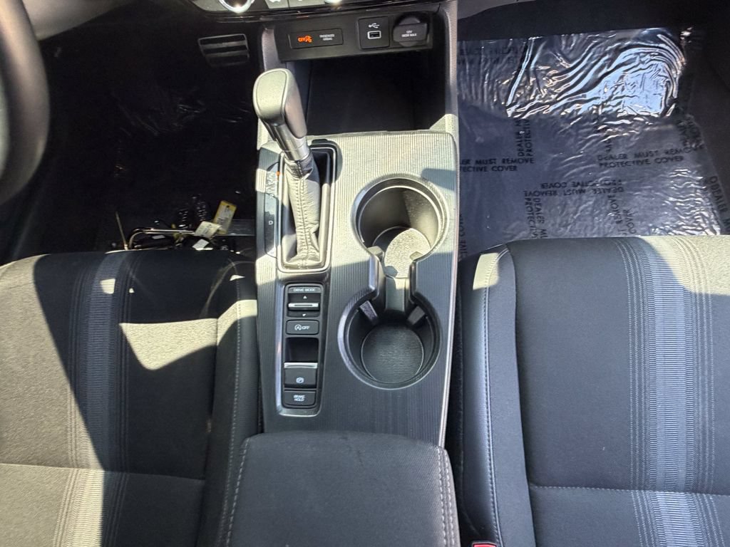 Used 2024 Honda Civic Sport image 9