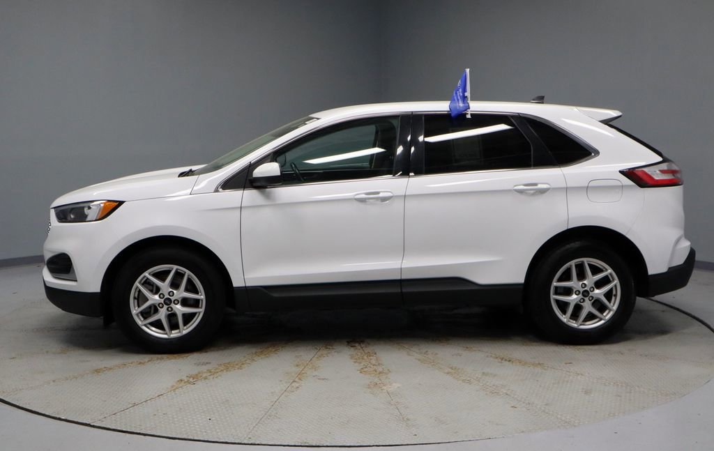 Certified 2024 Ford Edge SEL AWD/4WD image 2