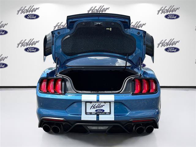Certified 2021 Ford Mustang Shelby GT500 w/ Carbon Fiber Track Pack RWD image 27