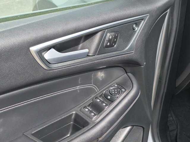 Certified 2024 Ford Edge Titanium AWD/4WD image 14