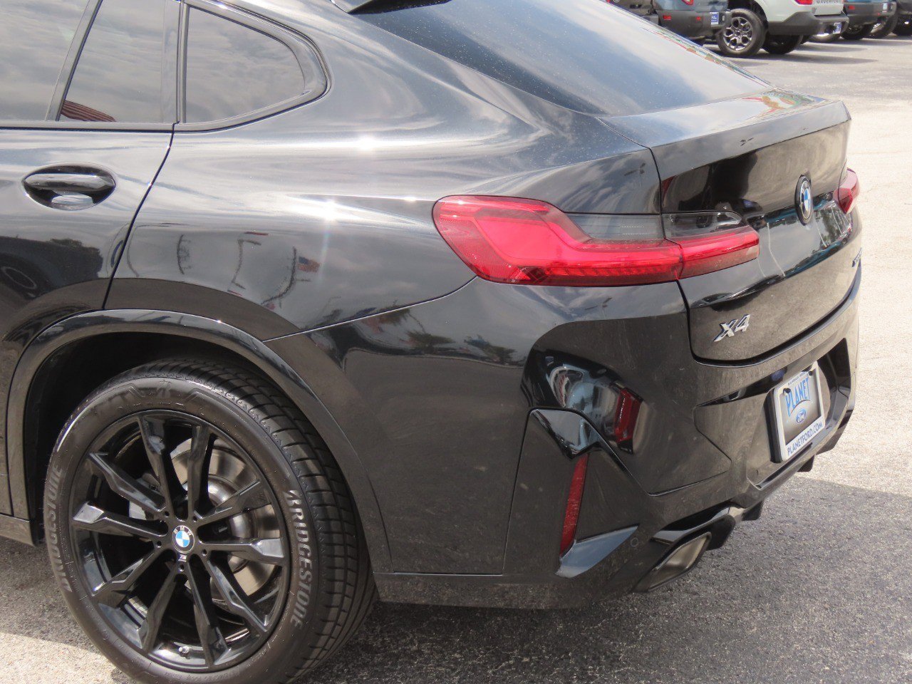 Used 2024 BMW X4 xDrive30i w/ Premium Package AWD/4WD image 16