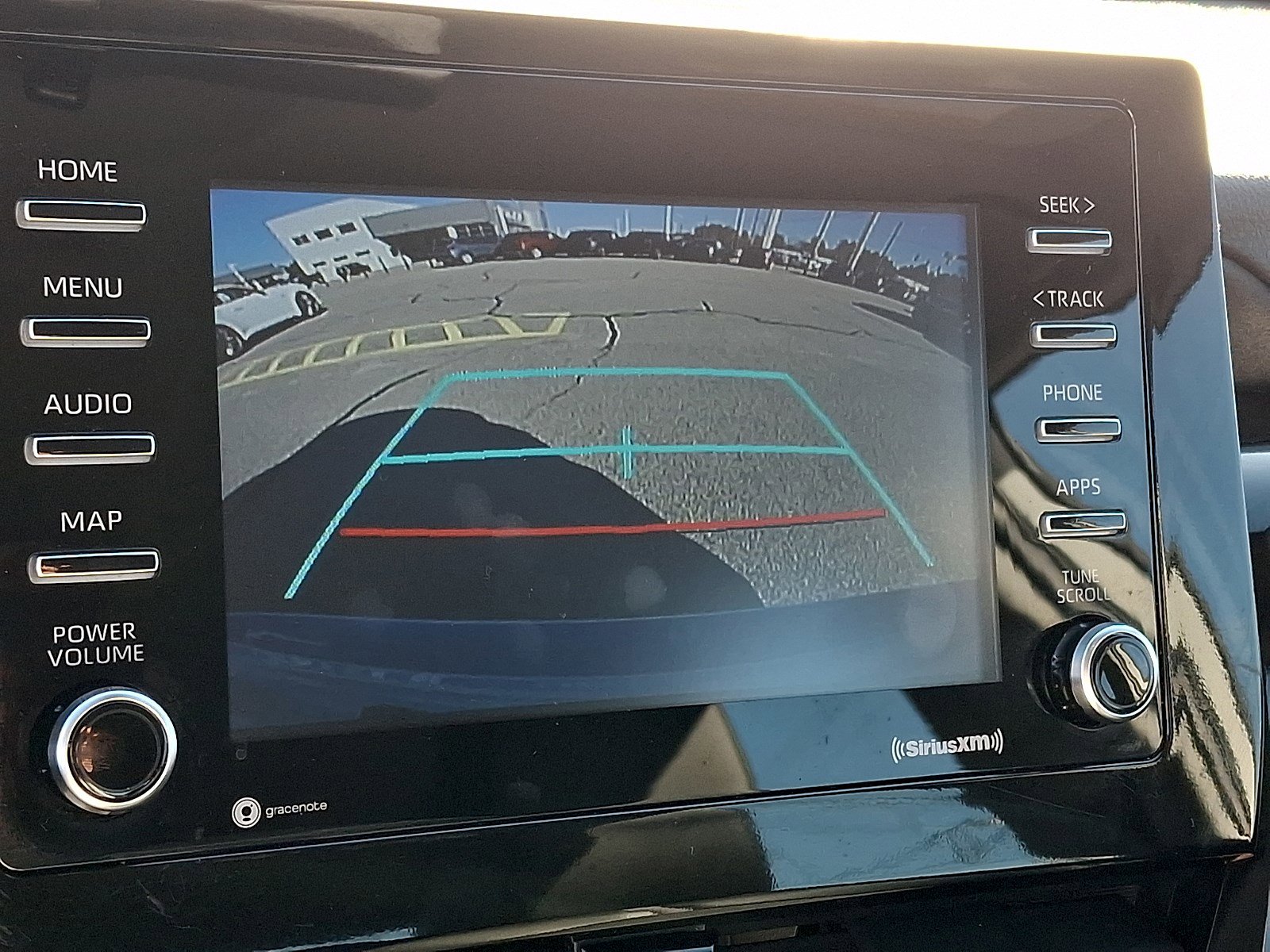 Used 2024 Toyota Camry SE image 16