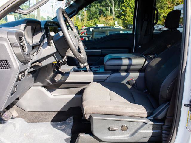 Certified 2024 Ford F150 XLT w/ XLT Black Appearance Package AWD/4WD image 17