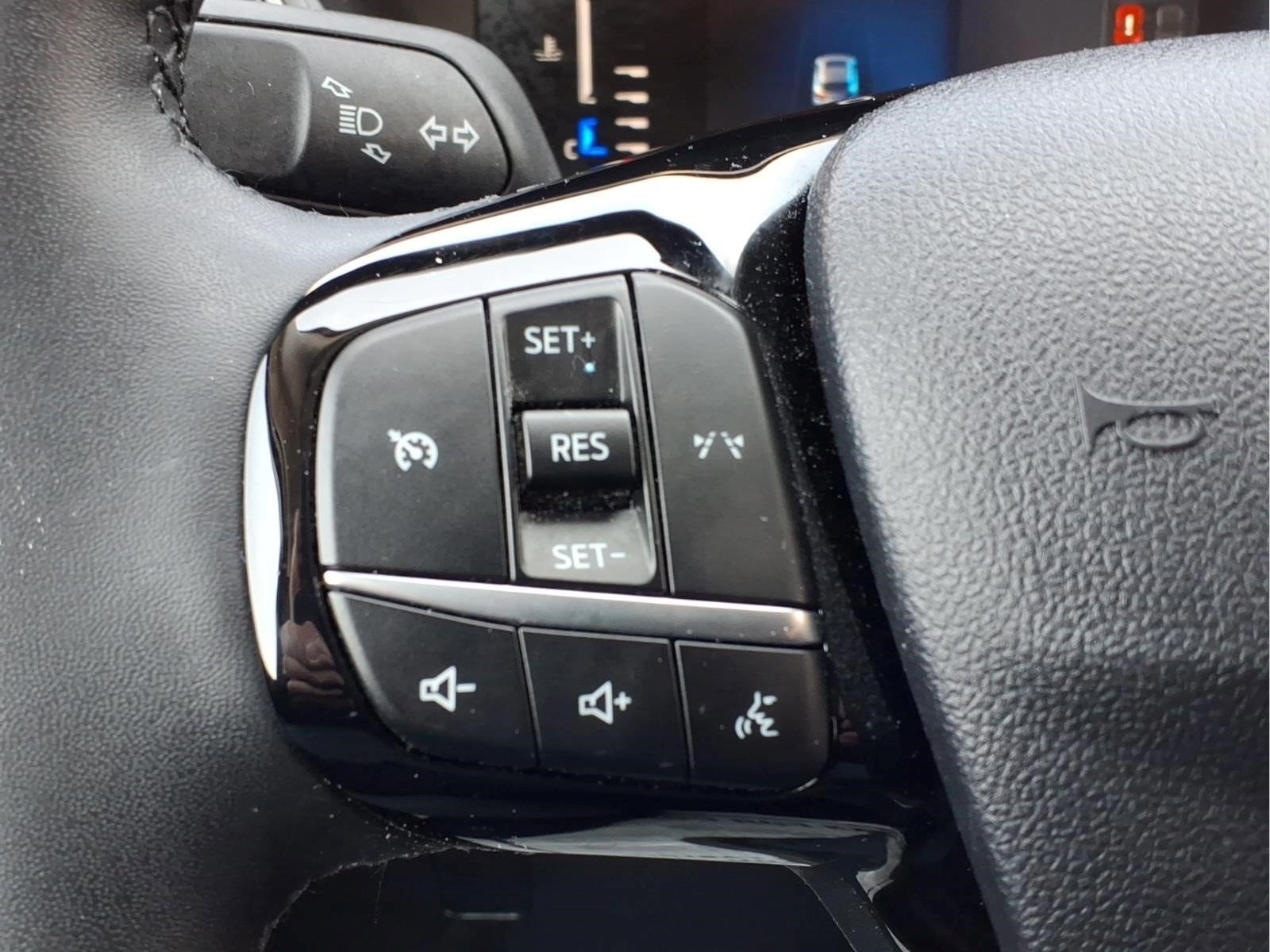 Certified 2024 Ford Escape Active AWD/4WD image 25