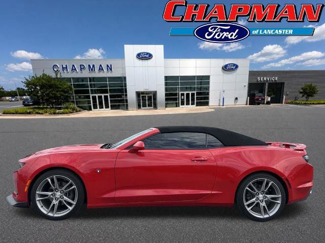 Used 2022 Chevrolet Camaro LT w/ RS Package RWD image 3