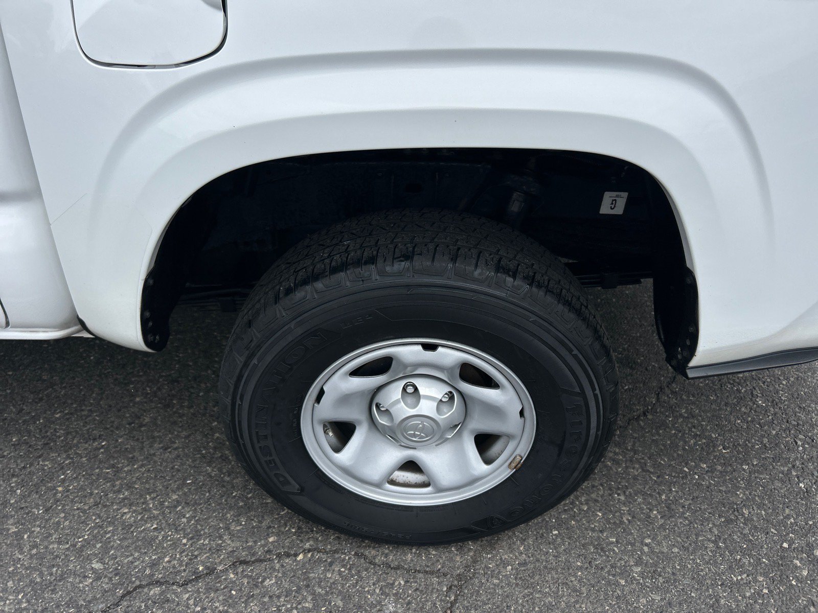 Used 2023 Toyota Tacoma SR AWD/4WD image 30
