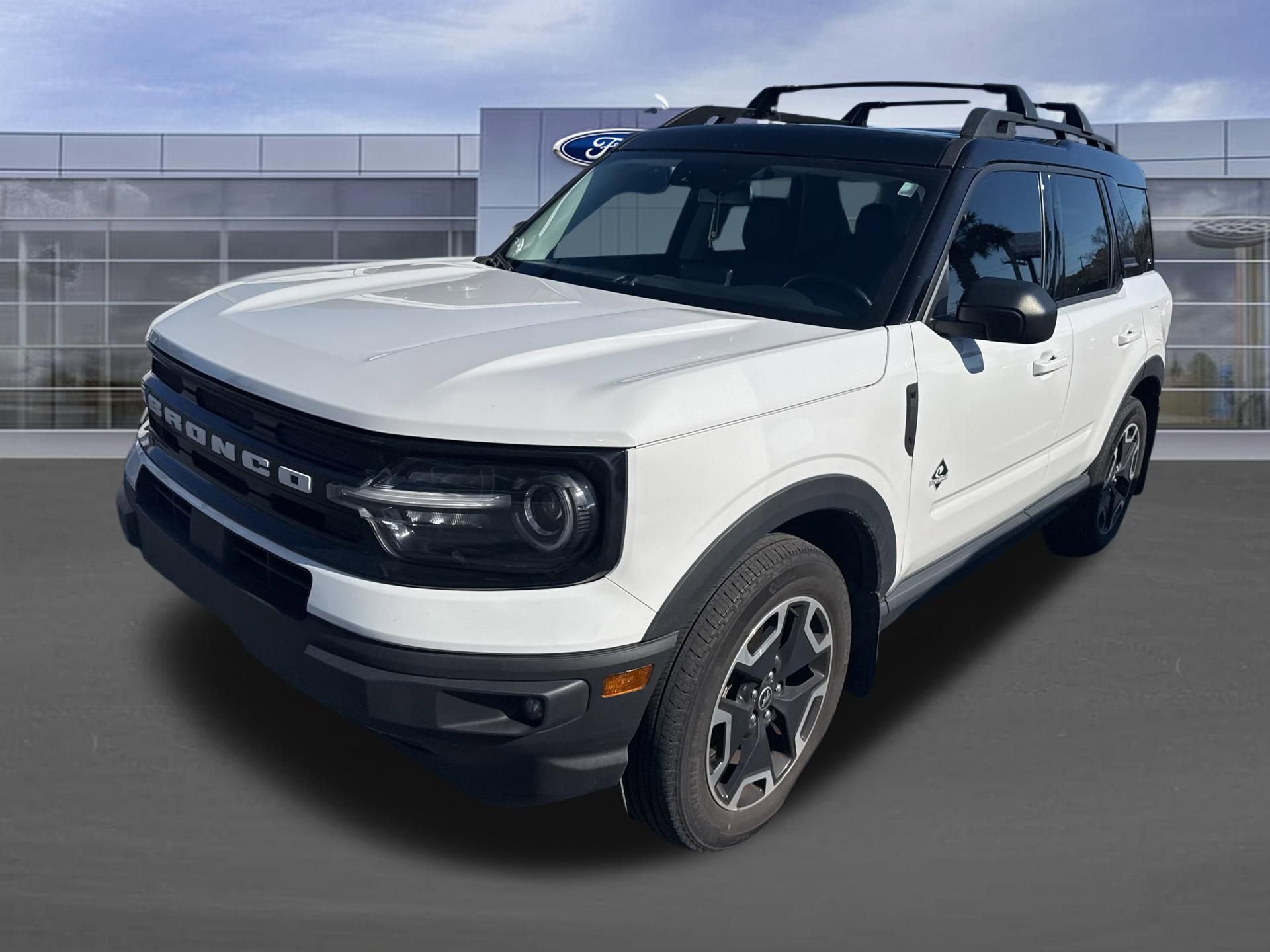 Certified 2023 Ford Bronco Sport Outer Banks w/ Tech Package image 8