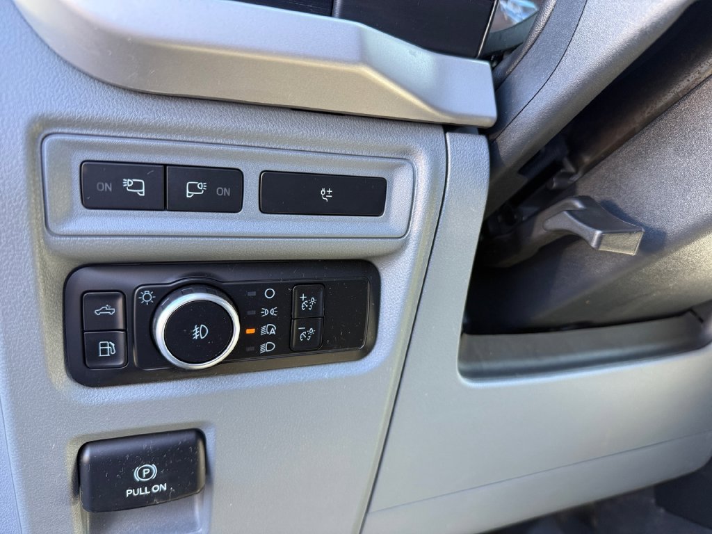 Certified 2023 Ford F150 XL w/ XL Chrome Appearance Package AWD/4WD image 17