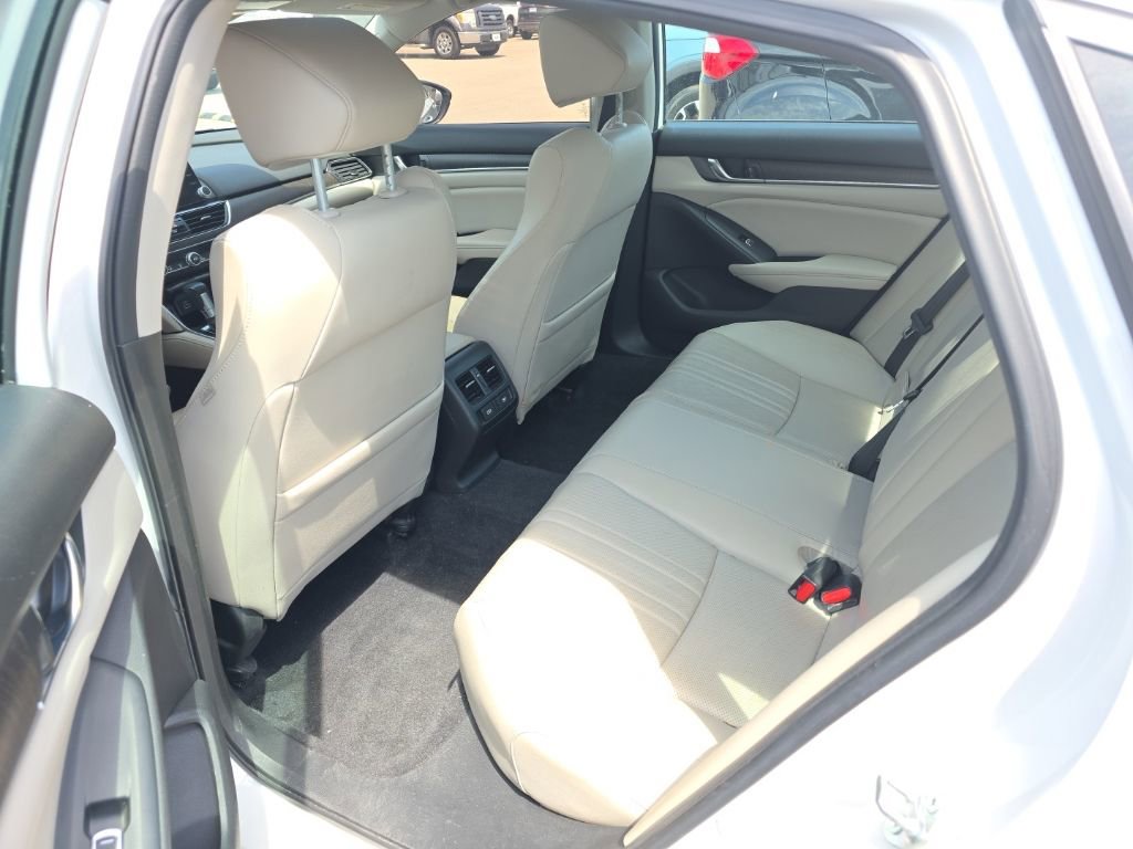 Used 2022 Honda Accord EX-L image 3