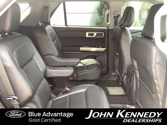 Certified 2023 Ford Explorer XLT w/ Equipment Group 202A AWD/4WD image 27
