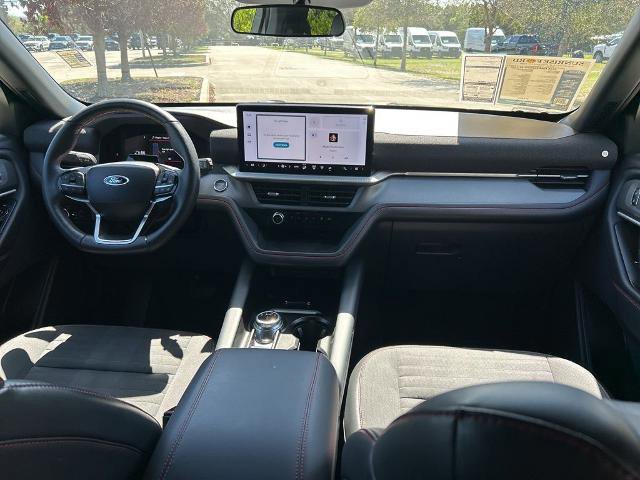 Certified 2025 Ford Explorer ST-Line image 10