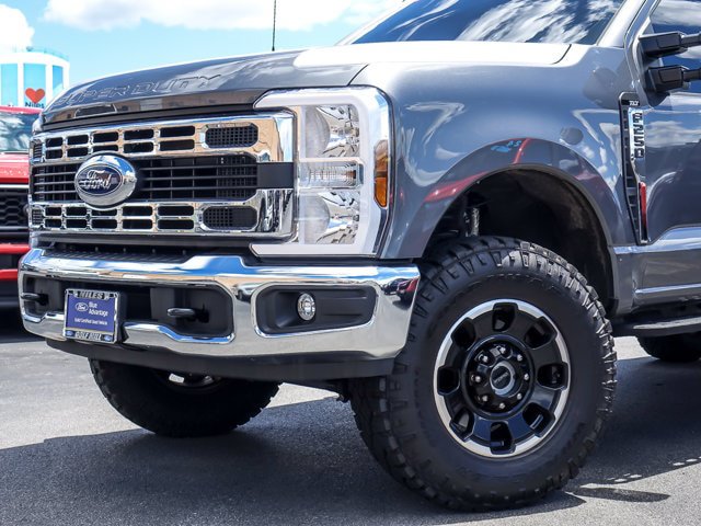 Certified 2025 Ford F250 XLT w/ Tremor Off-Road Package AWD/4WD image 2