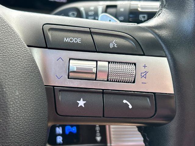 Used 2024 Hyundai Kona Limited FWD image 28
