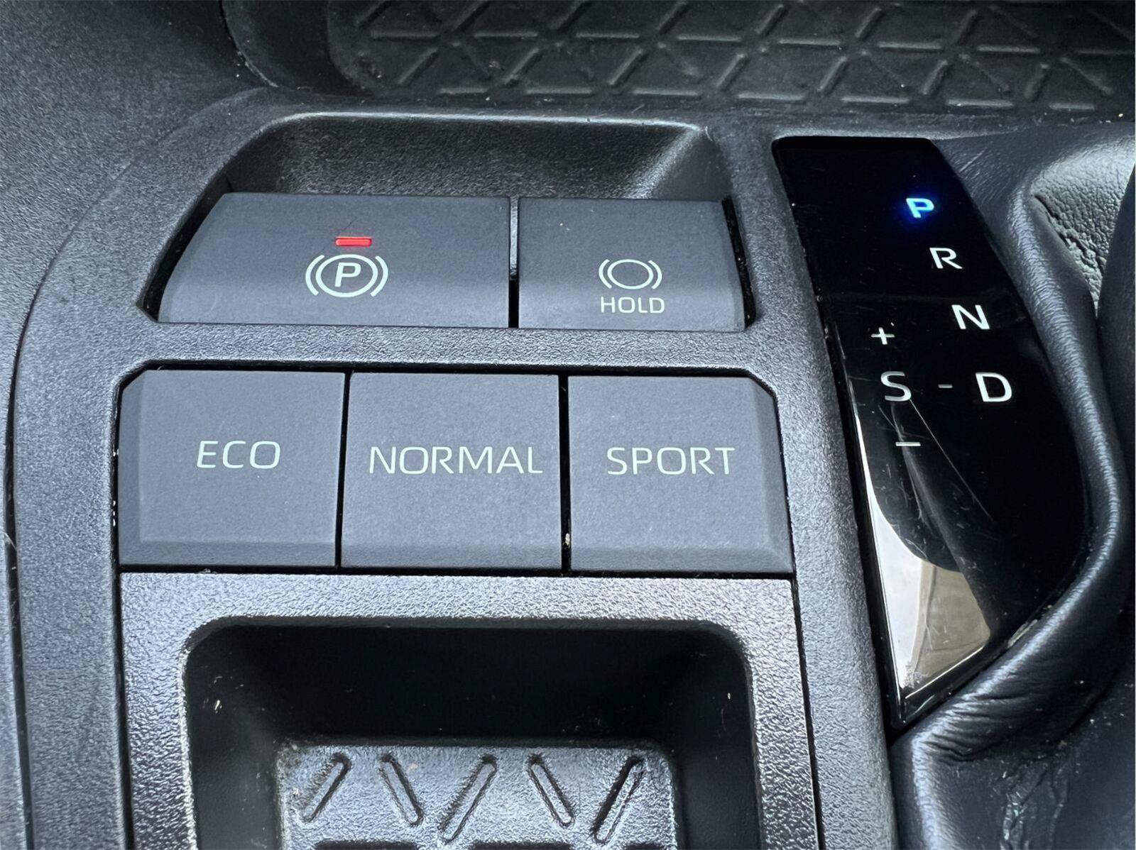 Used 2023 Toyota RAV4 XLE Premium FWD image 36