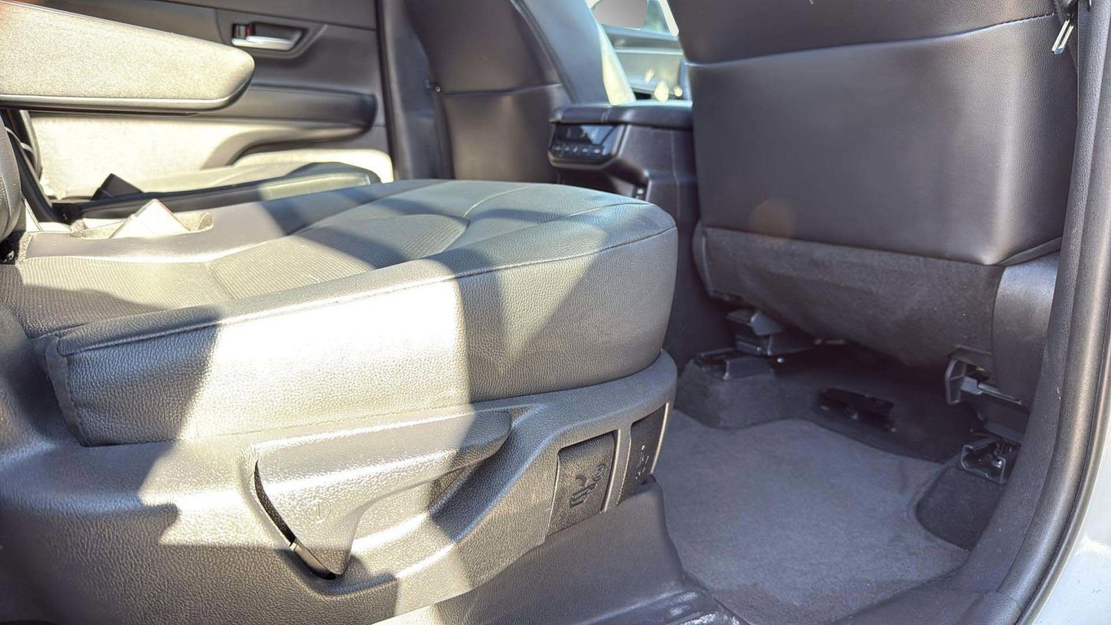 Used 2024 Toyota Grand Highlander XLE image 27