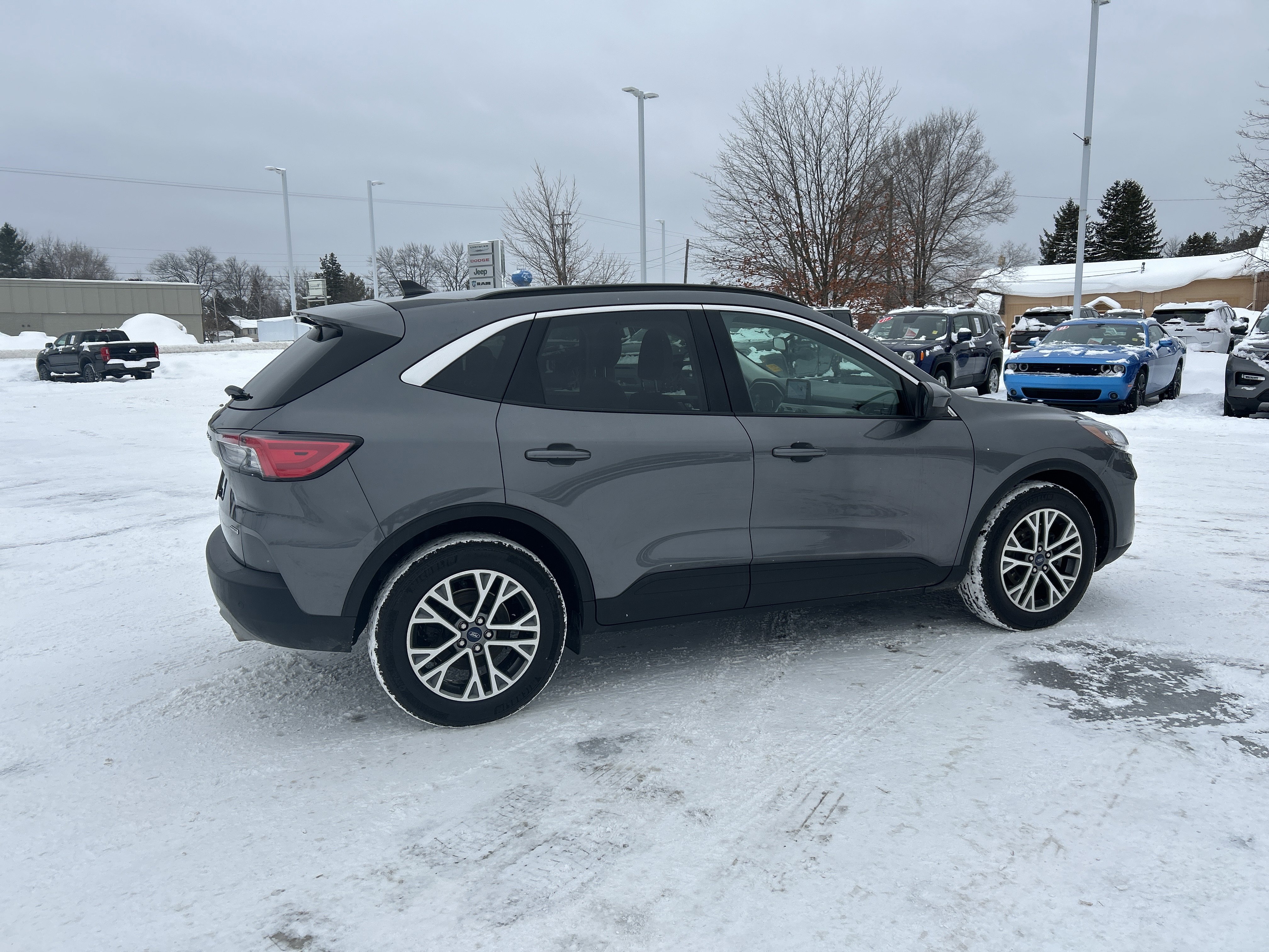 Certified 2021 Ford Escape SEL image 4