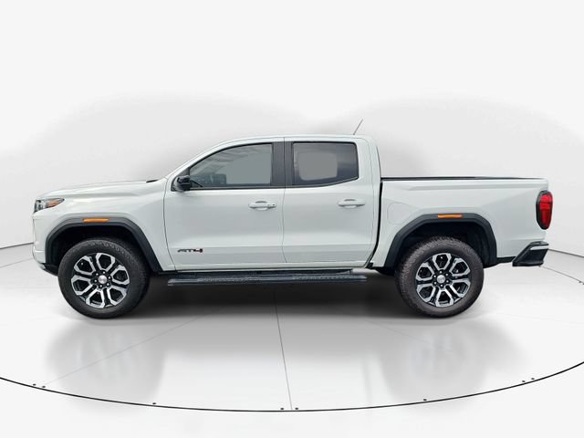 Used 2024 GMC Canyon AT4 w/ AT4 Premium Package AWD/4WD image 6