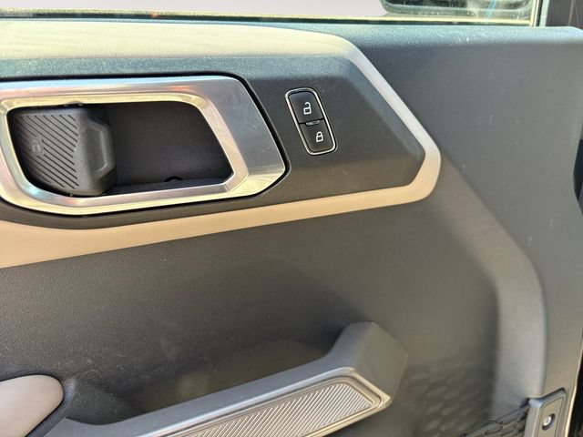 Certified 2023 Ford Bronco Wildtrak AWD/4WD image 10