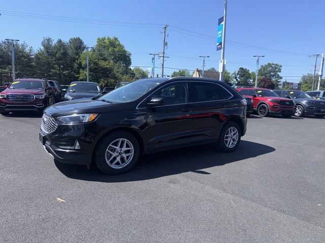 Certified 2023 Ford Edge SEL w/ Convenience Package AWD/4WD image 3