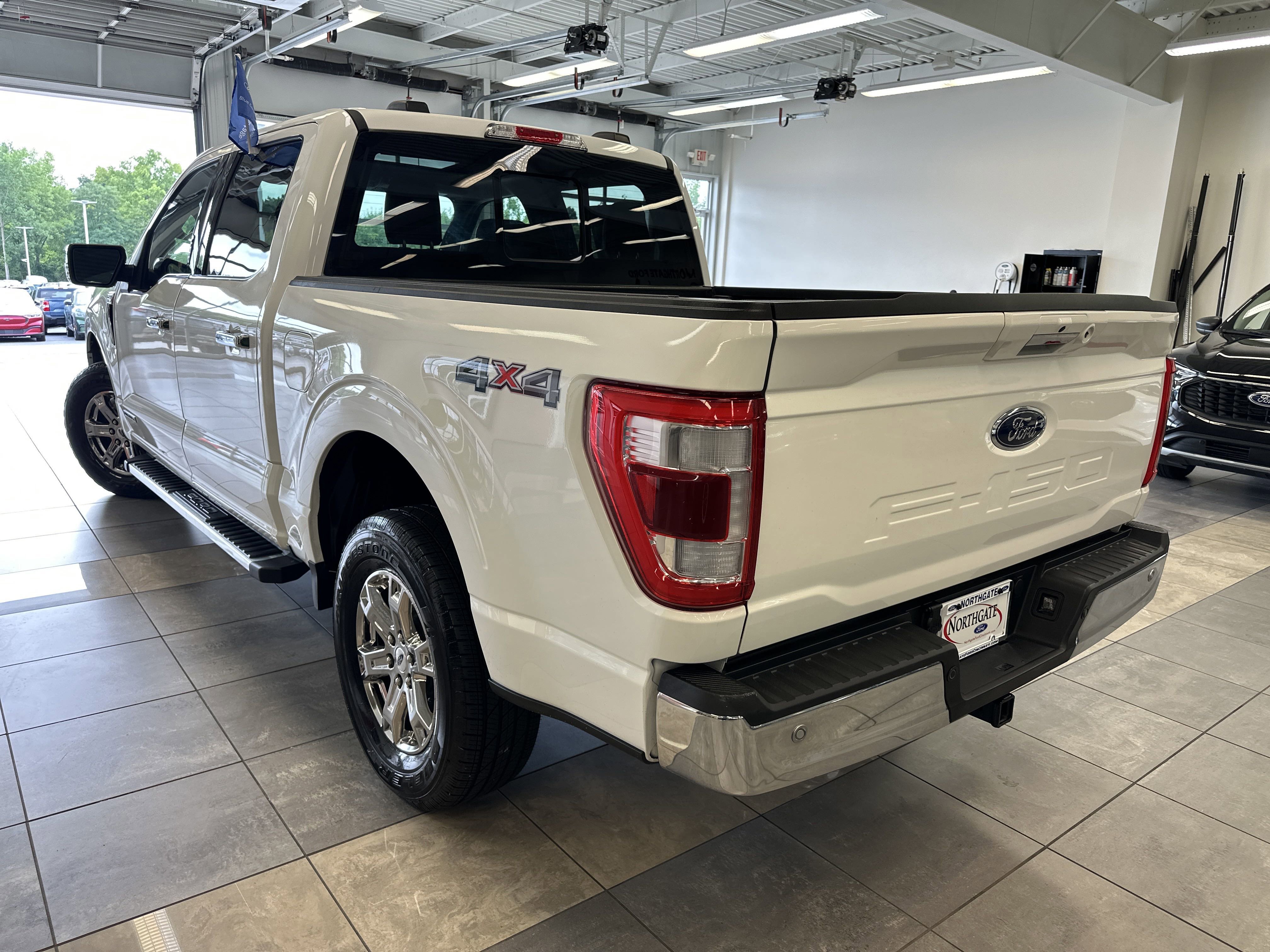 Certified 2022 Ford F150 Lariat w/ Equipment Group 502A High image 3