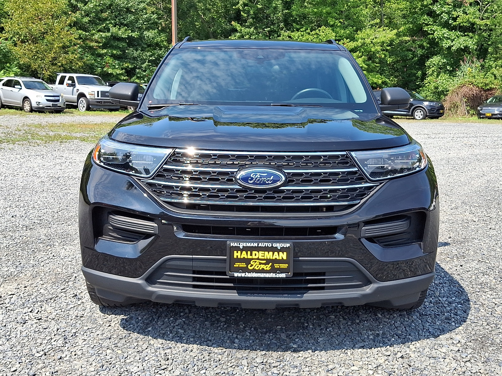 Certified 2023 Ford Explorer XLT AWD/4WD image 2