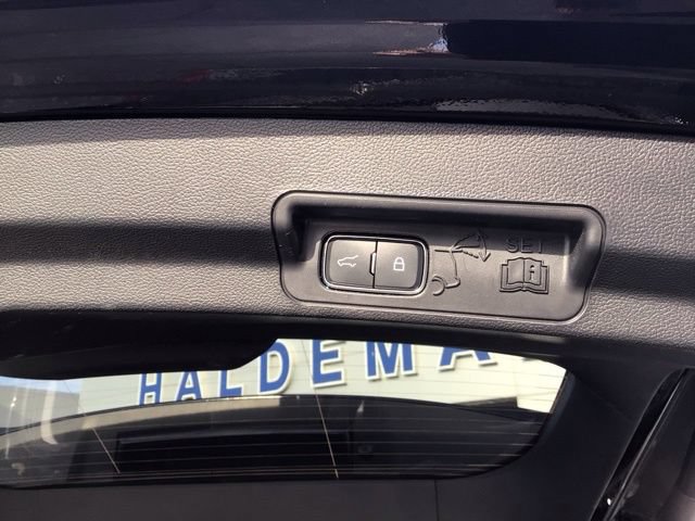 Certified 2023 Ford Explorer XLT AWD/4WD image 22