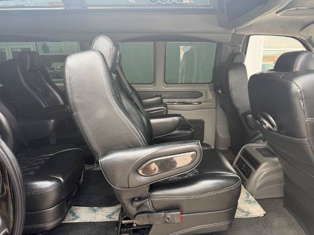 Used 2019 GMC Savana 2500 Extended w/ Enhanced Convenience Package RWD image 15